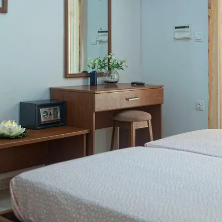 Elisavet Apts شقة Kávos