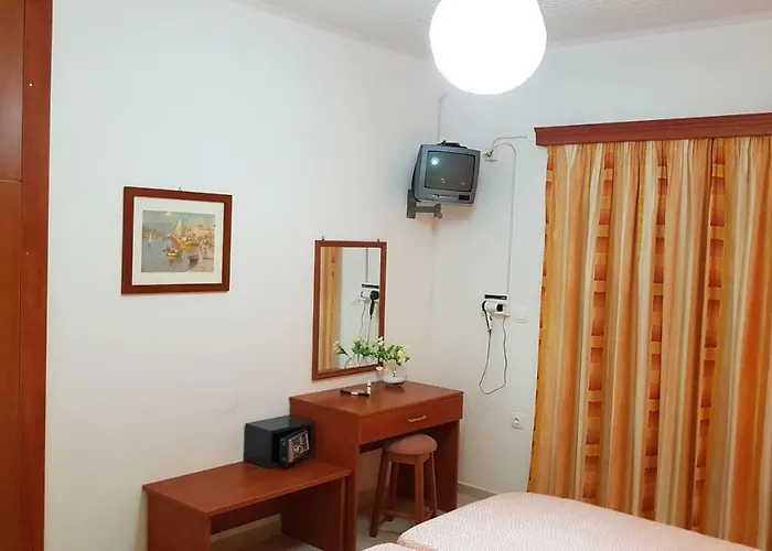 Elisavet Apts *
