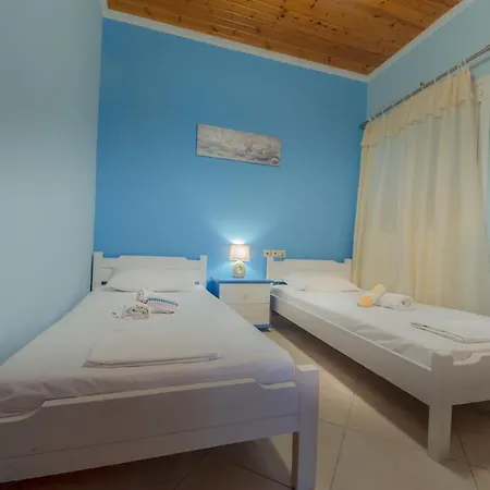 Elisavet Apts * Kavos