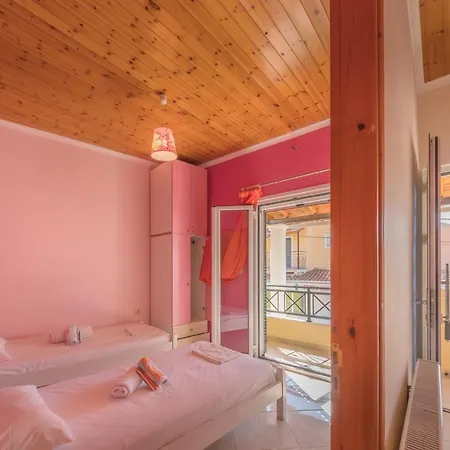 Elisavet Apts * 카보스