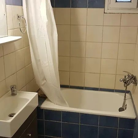 Elisavet Apts * 카보스