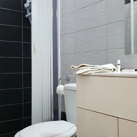 Elisavet Apts 카보스