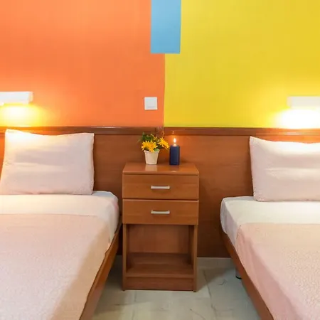 Elisavet Apts * Kavos