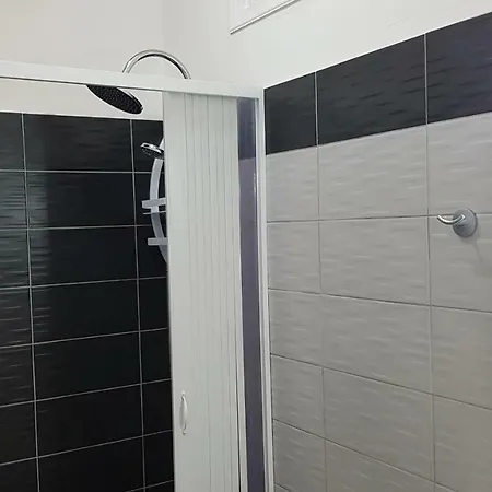 Elisavet Apts 아파트 *