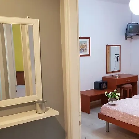 Elisavet Apts 卡沃斯