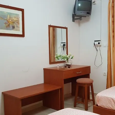 Elisavet Apts * 卡沃斯